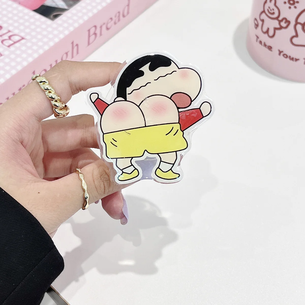 Neu auf Lager: Anime Xiao Xin Handy-Airbag-Halterung im Ins-Stil – Niedliche Cartoon-Klebehalterung, Teleskopisch, für den Schreibtisch, mit Luftkissen, faltbar – Detail 3