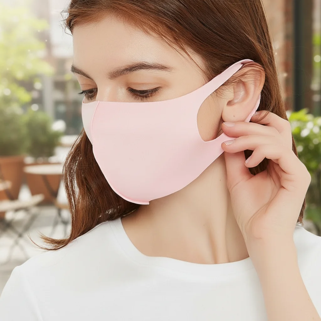 

New High Quality Fashion Portable Breathable Ice Silk Mask Anti-UV Dustproof Riding Face Mask Washable Sunscreen Mask Gift