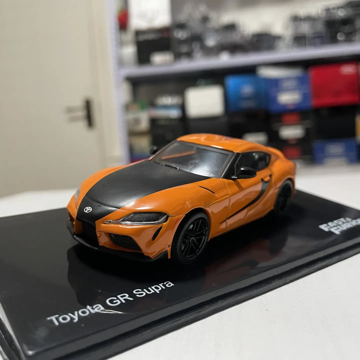 ixo-modele-de-voiture-de-sport-toyota-gr-supra-2019-en-alliage-moule-sous-pression-a-l'echelle-1-43-jouet-classique-souvenir-cadeau-pour-adulte-presentation-statique