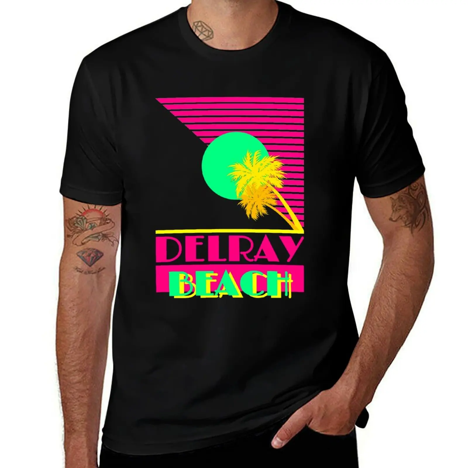 

Delray Beach Retro 80s T-Shirt Street Fashion Casual Tee Shirt