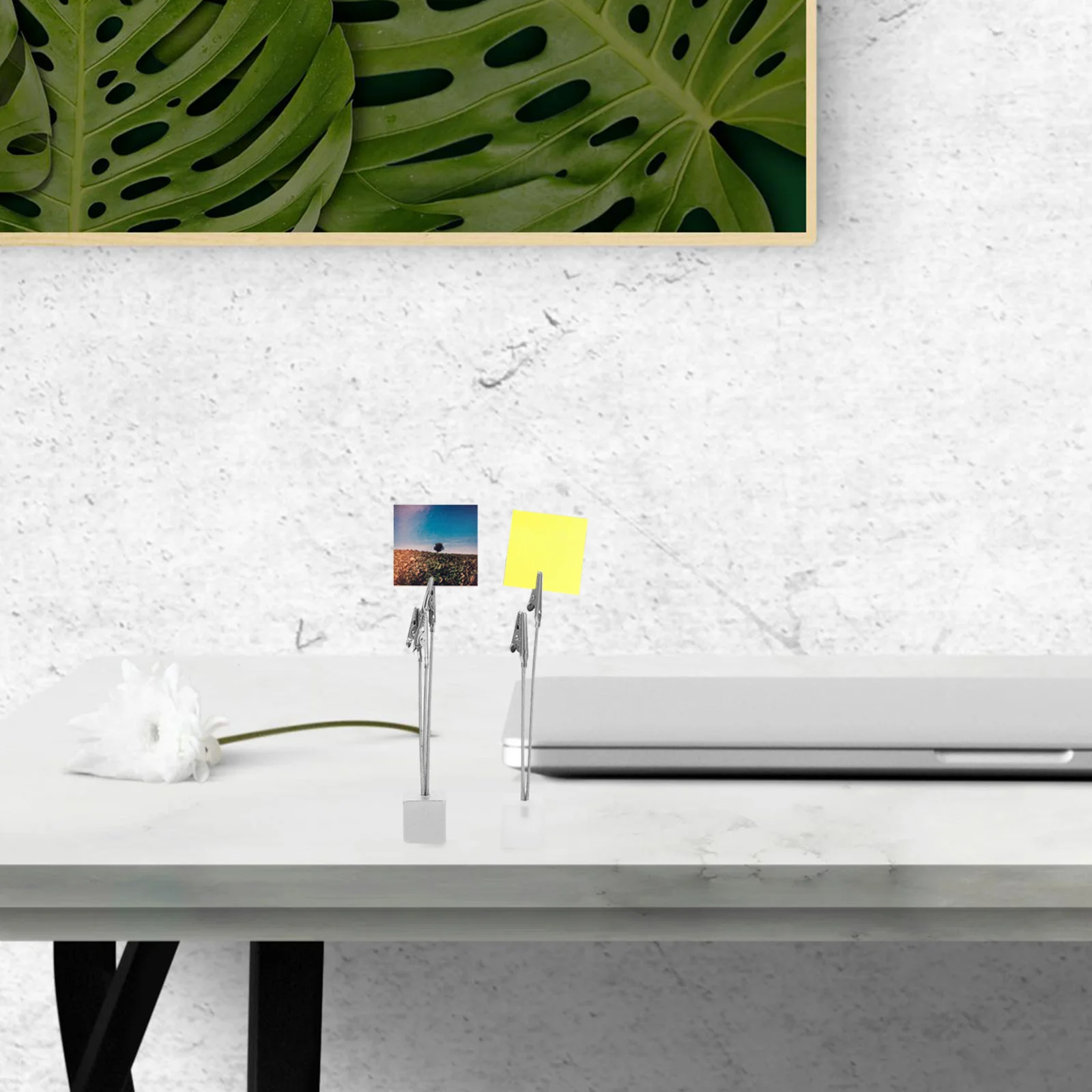 

4Pcs Cube Base Photo Clip Holder Memo Stand Table Number Card Holder Wedding Party Office Home Decor Table Number Holders