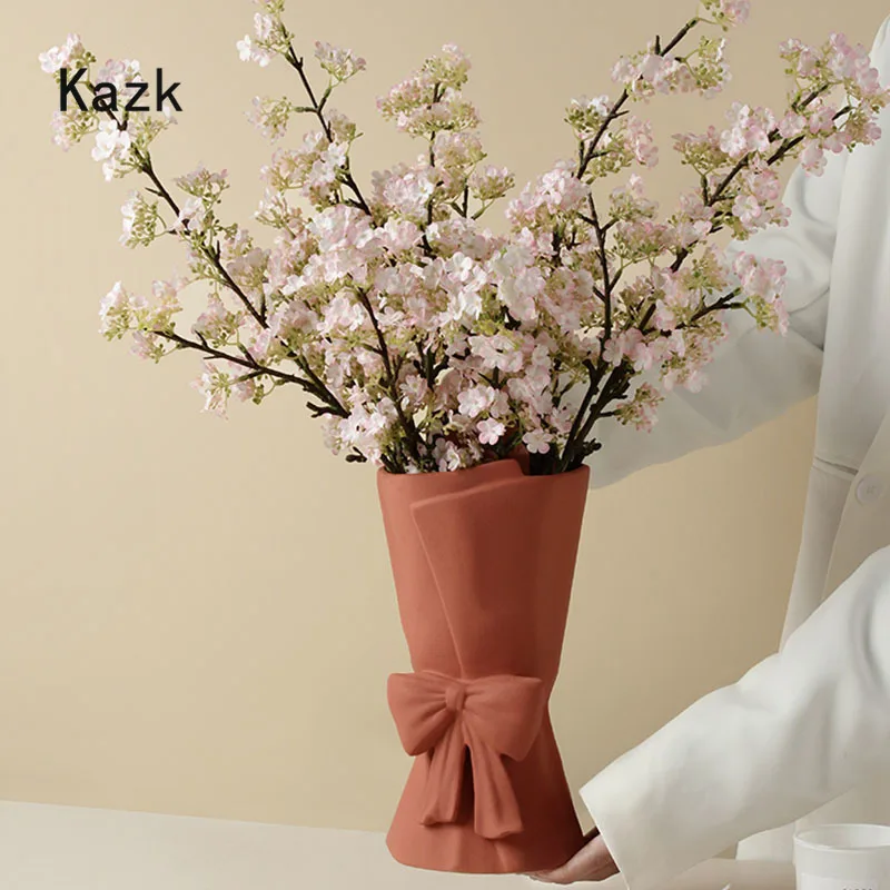 Creativity Bowknot Holding In Hand Vase European Style Simplicity Morandi Color Dried Flower Vase Home Living Room Decoration