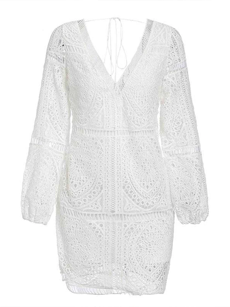 Vestido corto de encaje blanco para mujer, vestido playero bohemio de manga larga con escote en V profundo, elegante, a la moda, con cordones