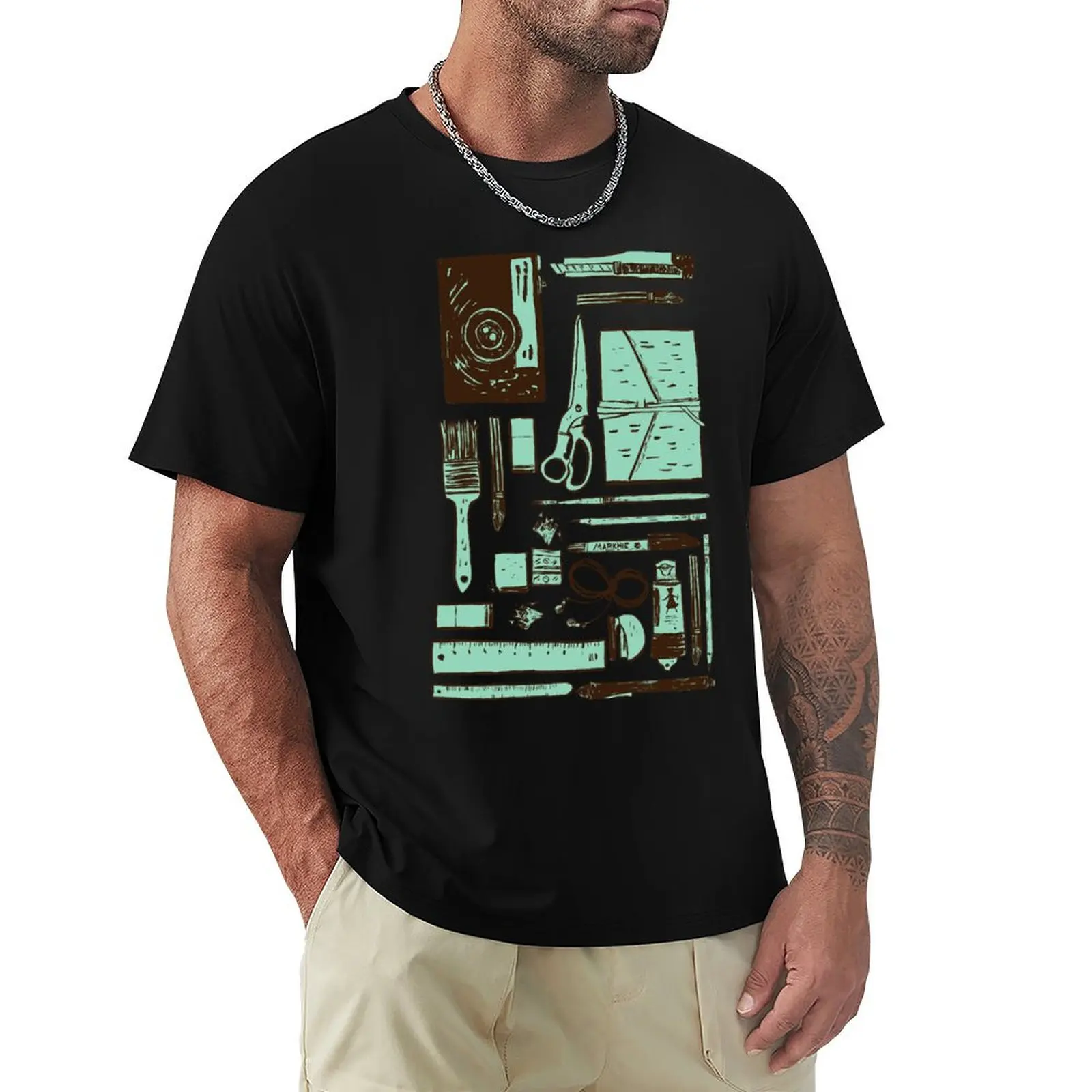 

Artist tools pattern T-Shirt Casual Everyday Wear T-Shirt