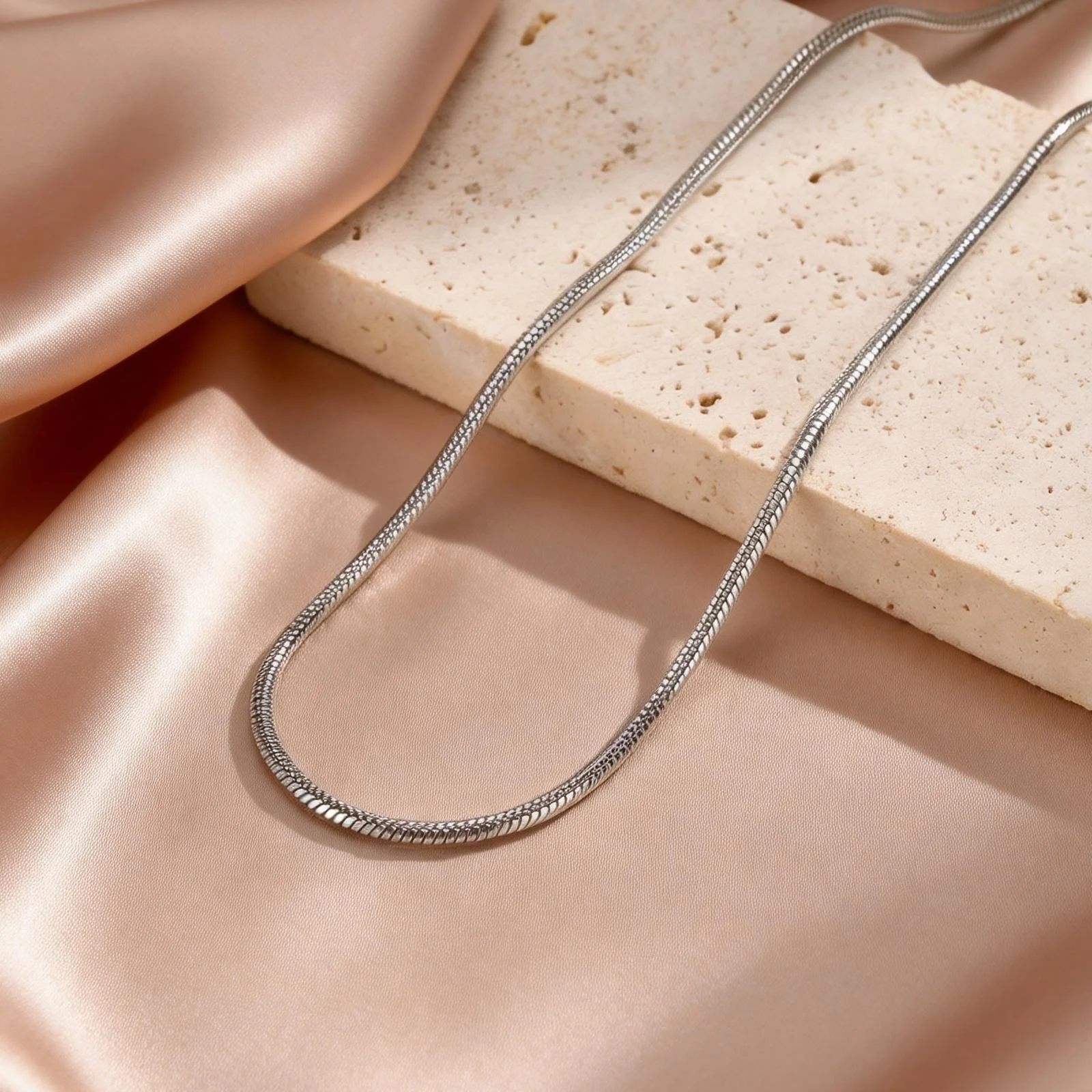 1mm 2mm Ronde Snake Chain Ketting voor Vrouwen Rvs Link Chain Choker Ketting Mode-sieraden Geschenken 40/45/50/60/70cm