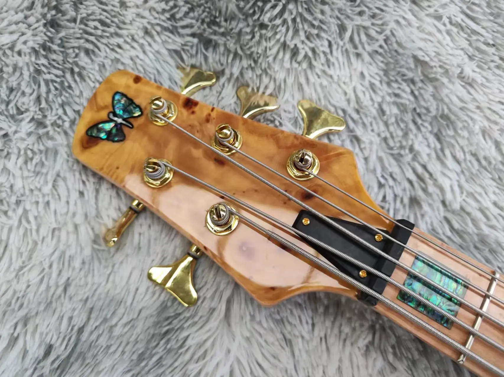 5 string bass, butterfly, custom, full body sandwich, 3 months delivery, beautiful