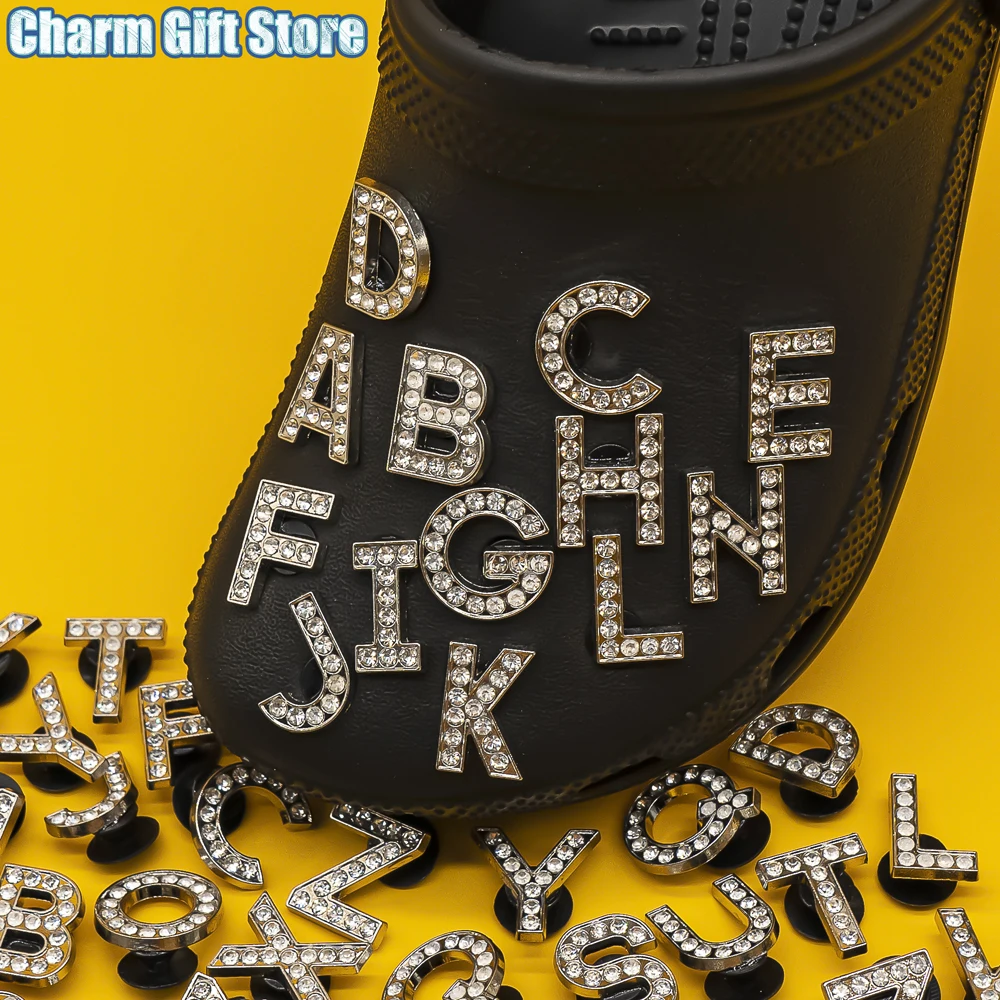 1pcs Silver Luxury Metal Letters Charm Pin Bling Designer Alphabet Shoe Charms Fashion Women Garden Sandal Shoe Decoration