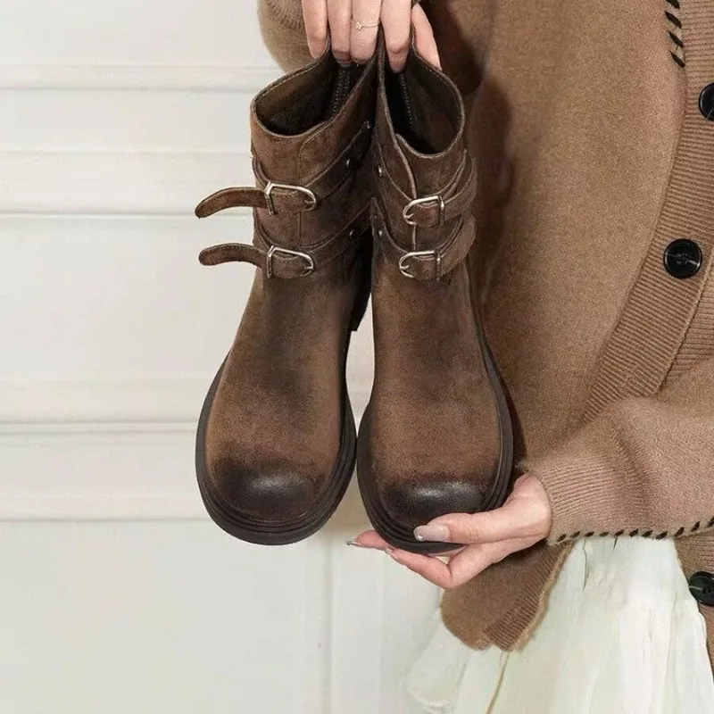 Botines pitillo retro Botas desnudas planas de motocicleta Maillard para mujer