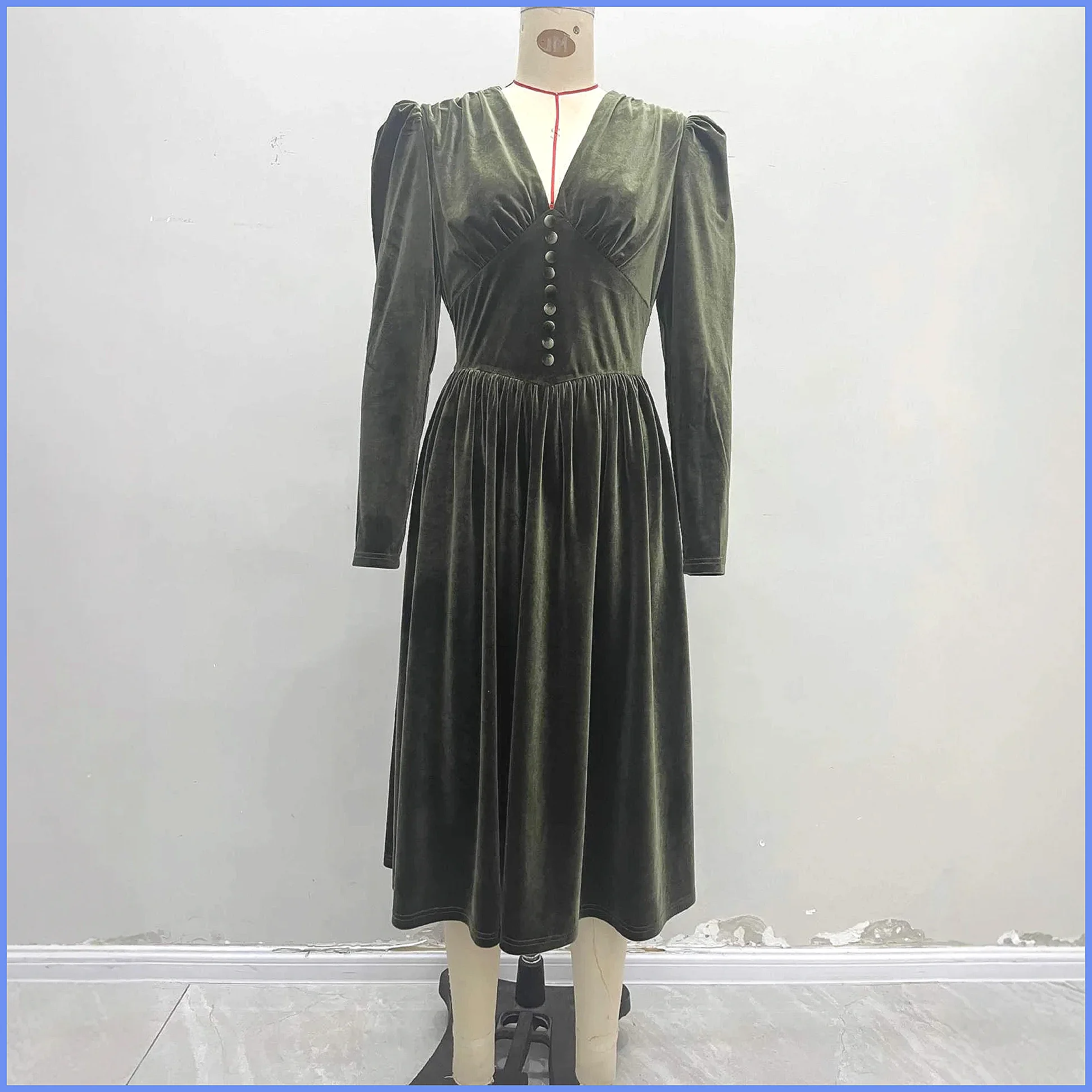 French Vintage Green Velvet V-Neck Long Dress for Women, Slim Fit Party Dress for Autumn Winter view 5
