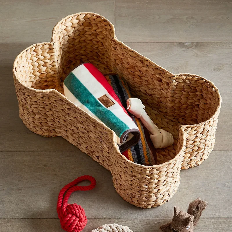 

New hand-woven toy sundries storage basket straw storage basket water hyacinth bone-shaped rattan storage basket