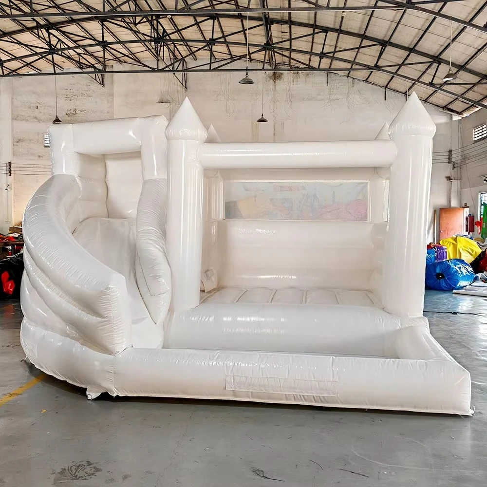 Casa de rebote blanca para alquiler de fiestas, con tobogán y piscina de bolas, equipo de juego suave para interiores y exteriores, castillo inflable para boda