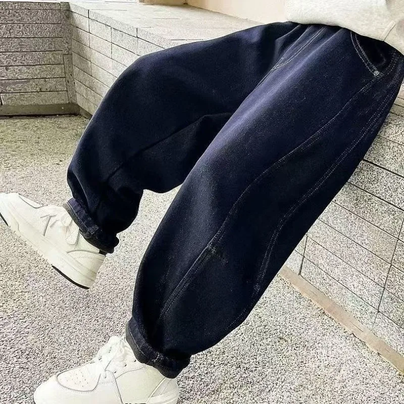 Boys Fleece Lined Jeans 2026 New Korean Style Curved Hem Pants Kids Warm Denim Trousers Handsome Casual Streetwear