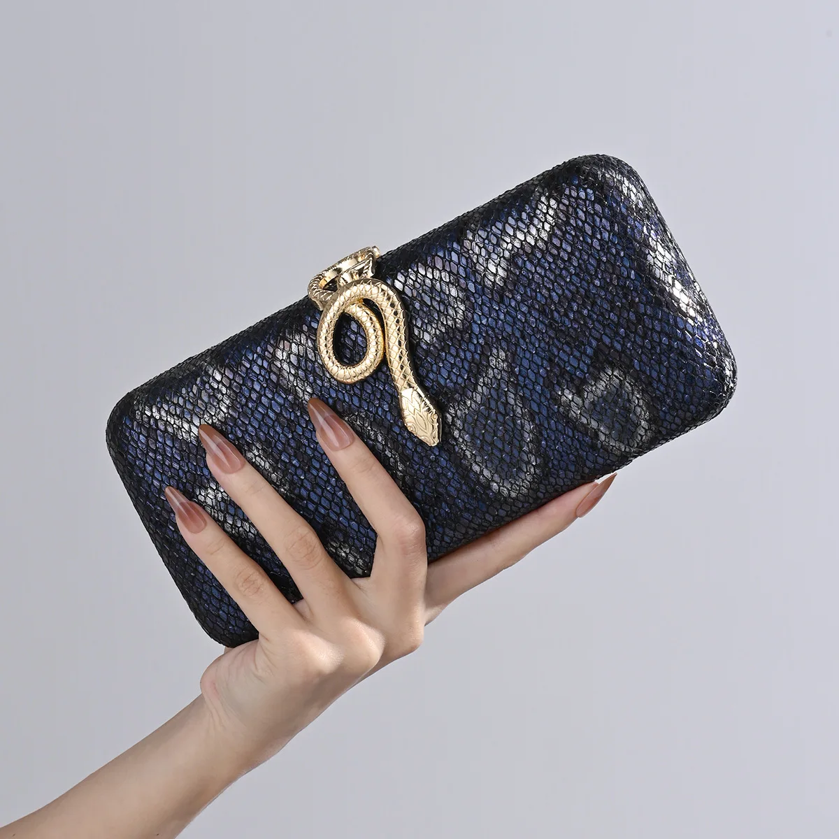 

2025 винтажные сумки через плечо со змеиным узором для женщин, роскошные вечерние сумки с цепочкой, вечерние свадебные клатчи, женская элегантная сумка для ужина