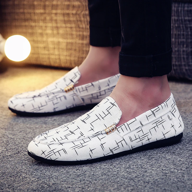 Men\'s Korean casual bean shoes fashion breathable Four Seasons versatile party trendy shoes Slip-on Flats lazy Driving Boat Shoe