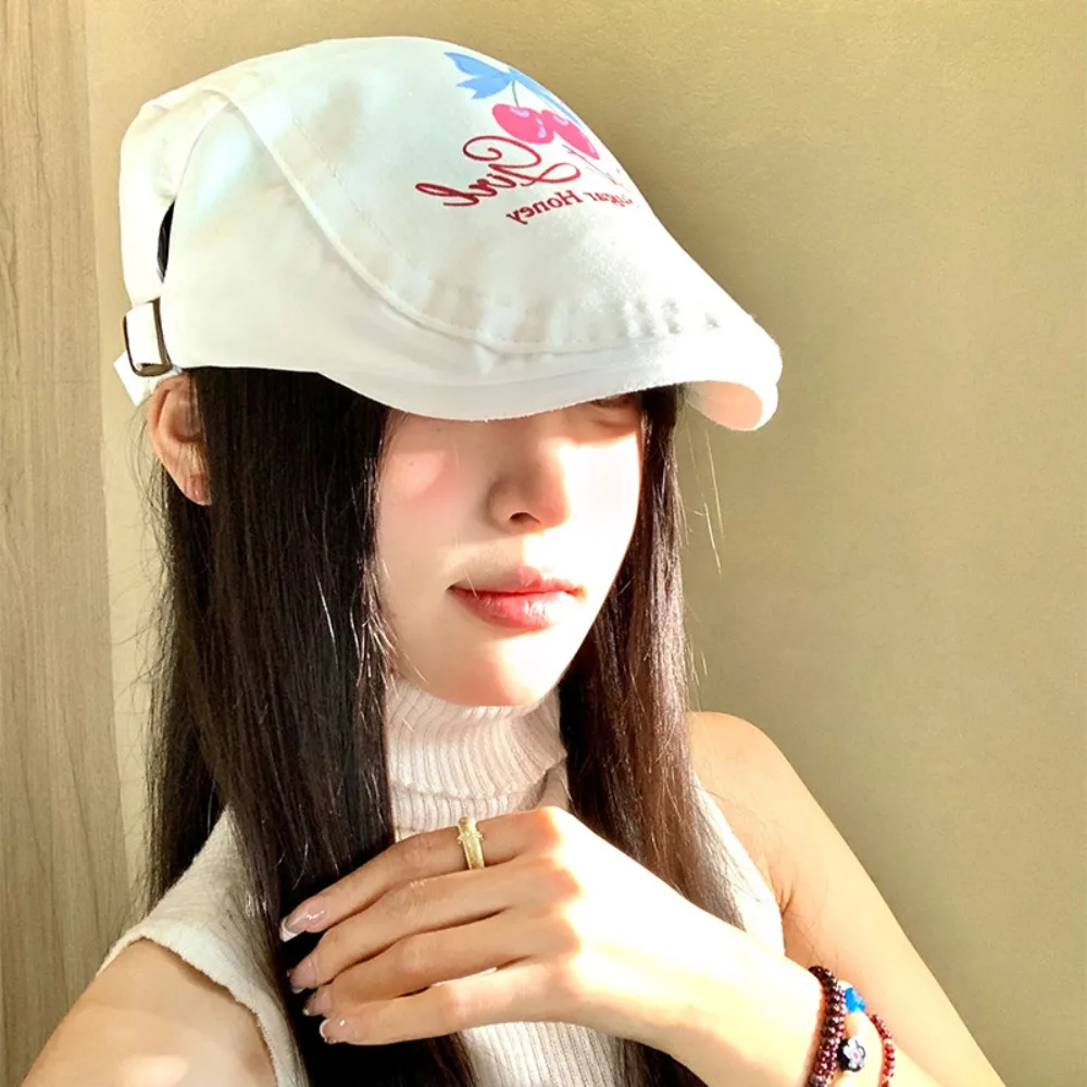 

Adjustable Cherry Graffiti Forward Hat Vintage Visor Painter Hat Embroidey American Artist Hat Teenagers