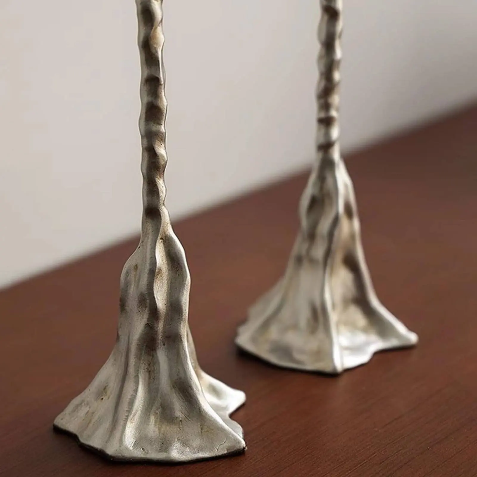 2 Pieces Metal Look Candle Pedestal Artistic Design Silver Candle Holder Candlestick Holder Stable Base Home Decor Easy to Clean