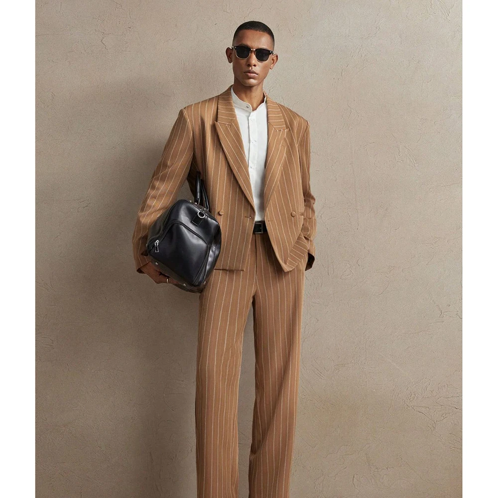 

Теплый коричневый мужской костюм в белую полоску в стиле ретро, комплект из 2 предметов, однобортный, с пиковыми лацканами, приталенный, повседневный, офисный, повседневный, мужской (куртка + брюки)