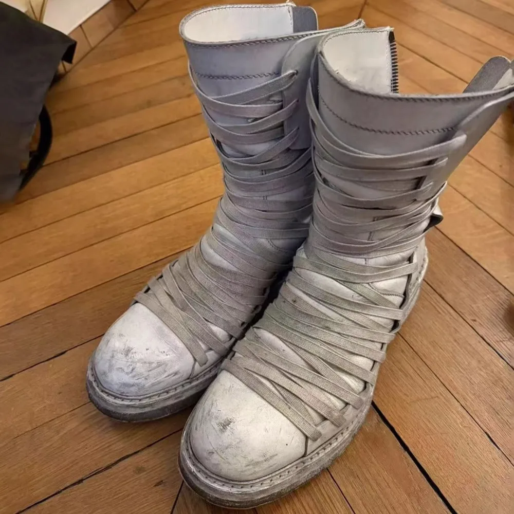 Botas de caminar blancas con múltiples tiras cruzadas, punta redonda, suela gruesa, cremallera sólida, zapatos concisos de pasarela para mujer, botas vaqueras de media pantorrilla