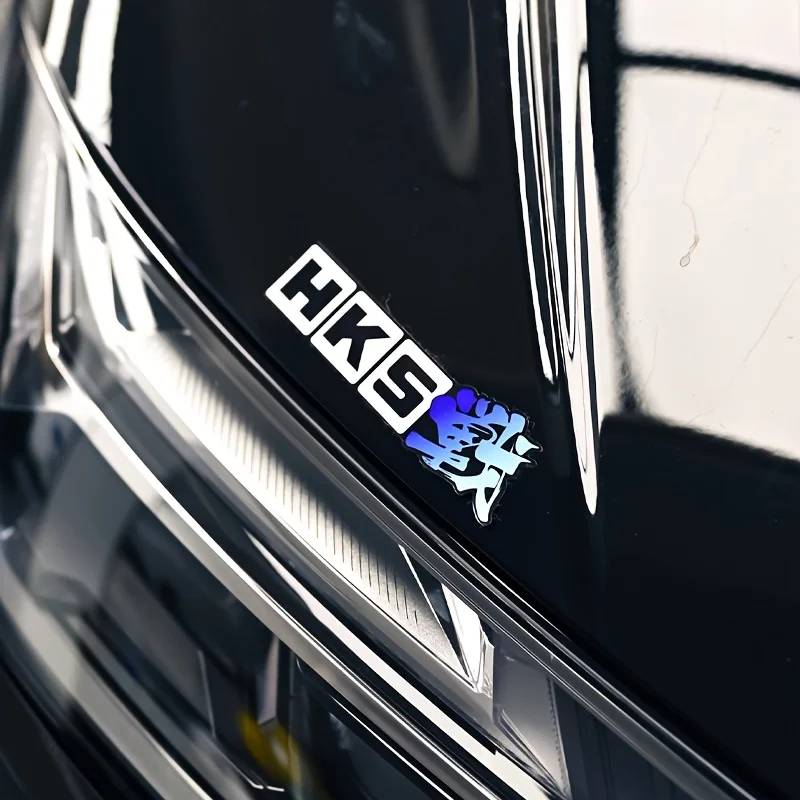 1 pegatina elegante "HKS" para salpicadero de coche, ordenador portátil, botella de agua, decoración fresca para afinar JDM y entusiastas del automóvil