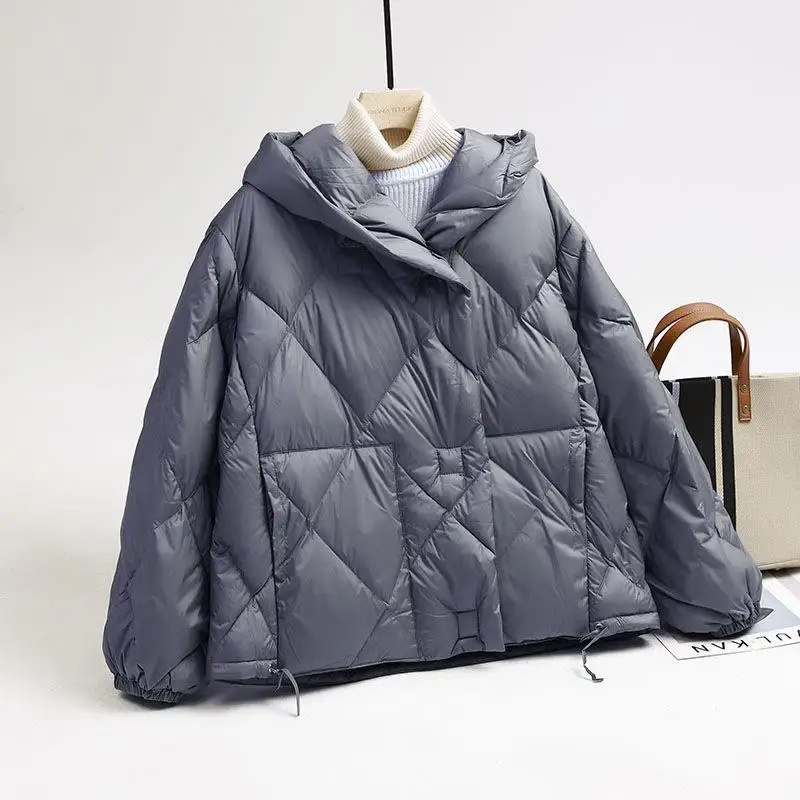 2023 Winter New Fashion 90% White Duck Down Short Jacket Women Thick Warm Loose Cocoon Type Hooded Diamond Puffer Coat Outerwear