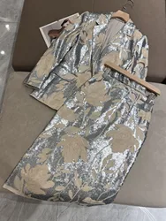 Summer elegant high quality exquisitely trimmed suit