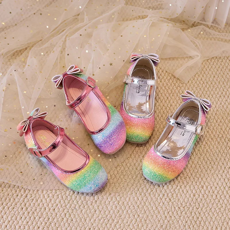 

2026 Spring New Rhinestone Girls Princess Shoes Simple Versatile Low Heel Kids Leather Shoe Comfort Anti Slip Girls Casual Shoes