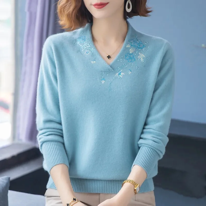 Women Sweater 2024 Spring Autumn Knitted Pullovers V-neck Slim Fit Bottoming Shirt Solid Soft Knitwear Jumpers Basic Sweaters