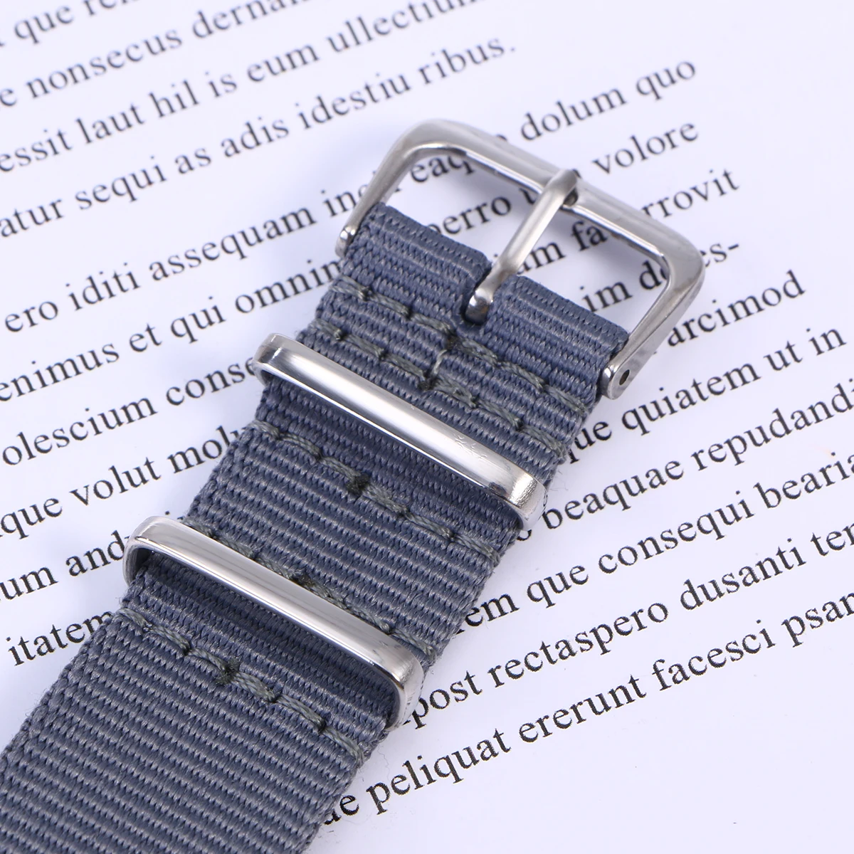 

Nylon Strap Mechanically Braided Watch Bands 20mm Replace Exercise-friendly Woven