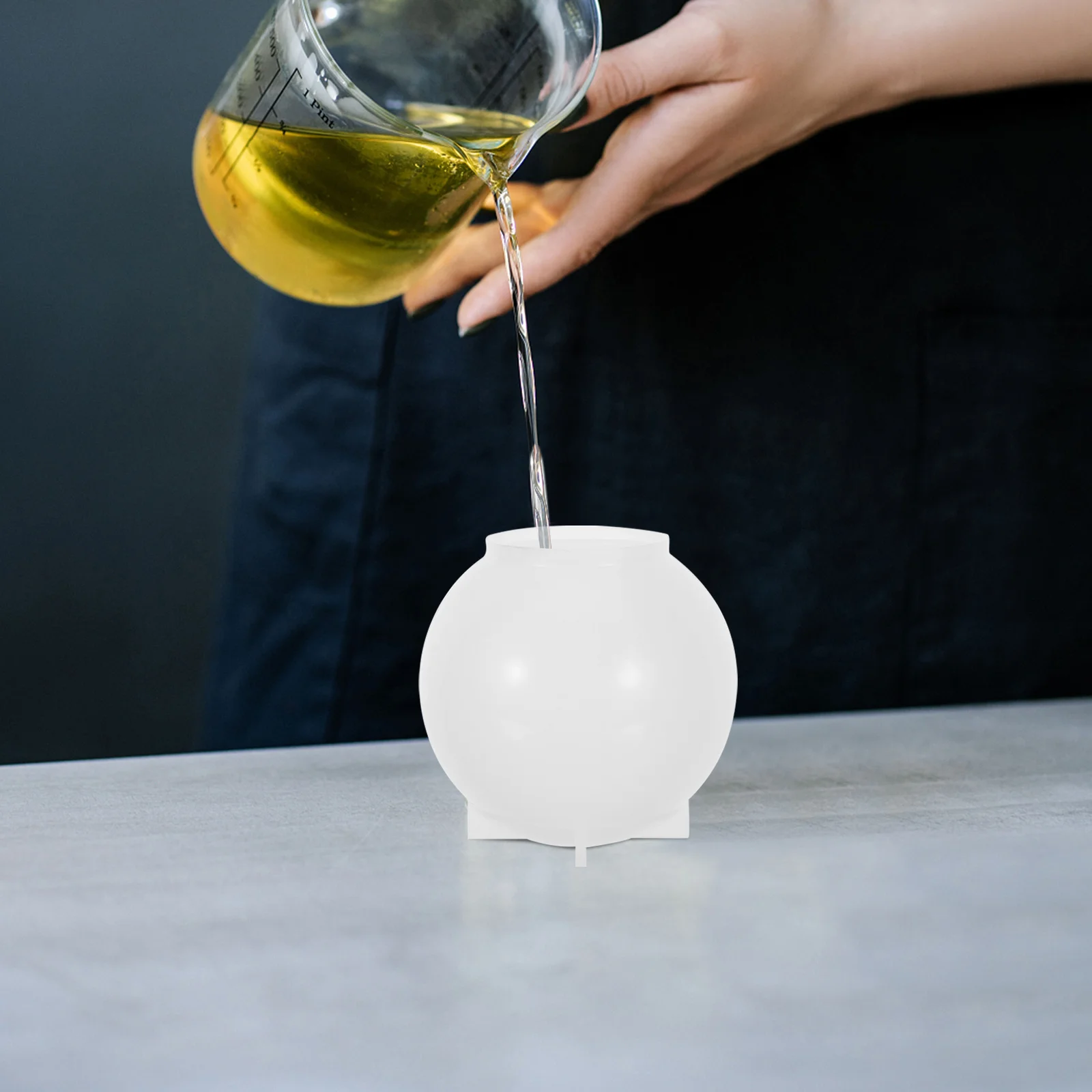 

Sphere Silicone Mold 80mm Crystal Ball DIY Resin Craft Kit Jewelry Making Gift Decoration Tool