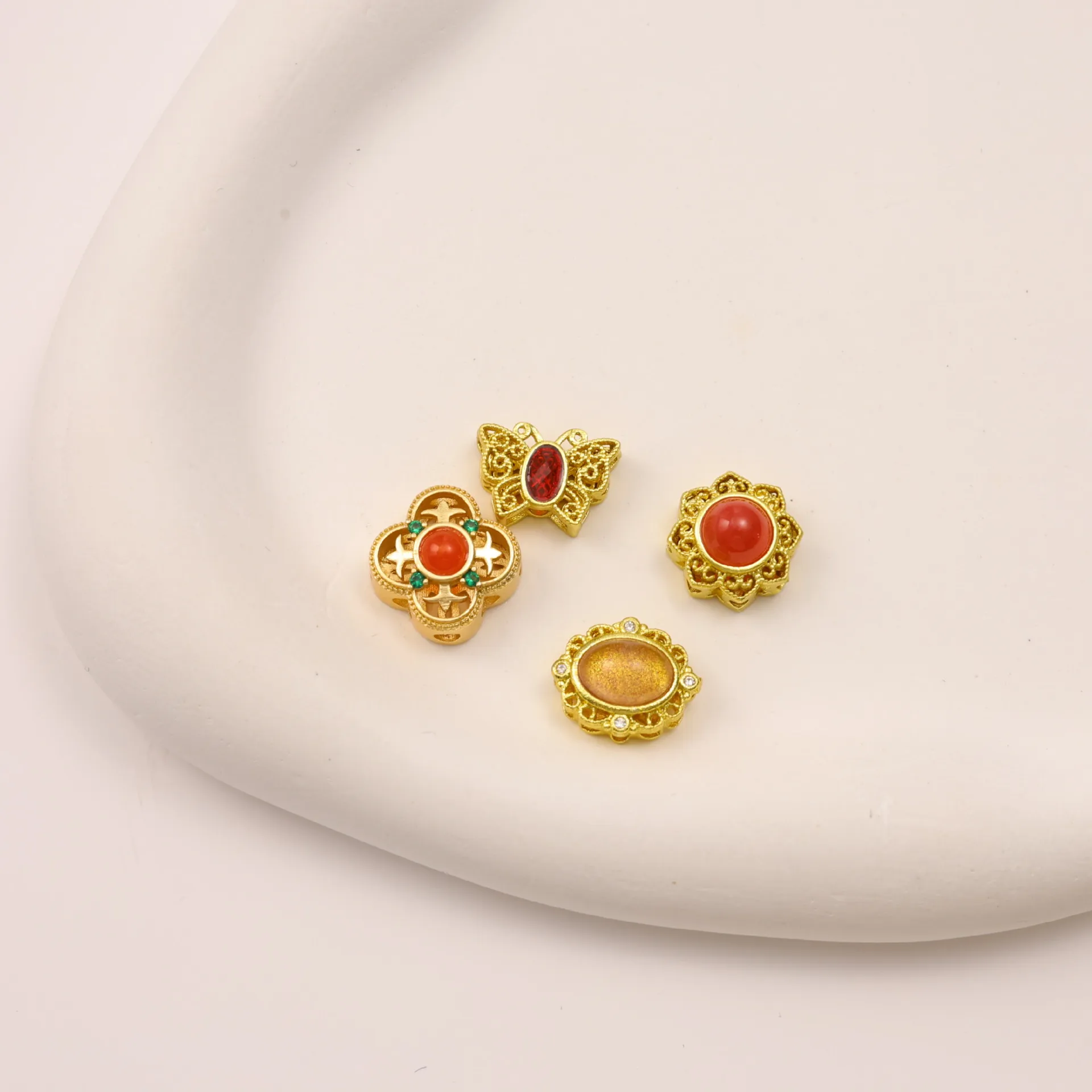 5 Pieces Copper Gold Inlaid Pink Moonstone Spacer Beads DIY Pearl Bracelet Necklace Hand String Jewelry Accessories Wholesale