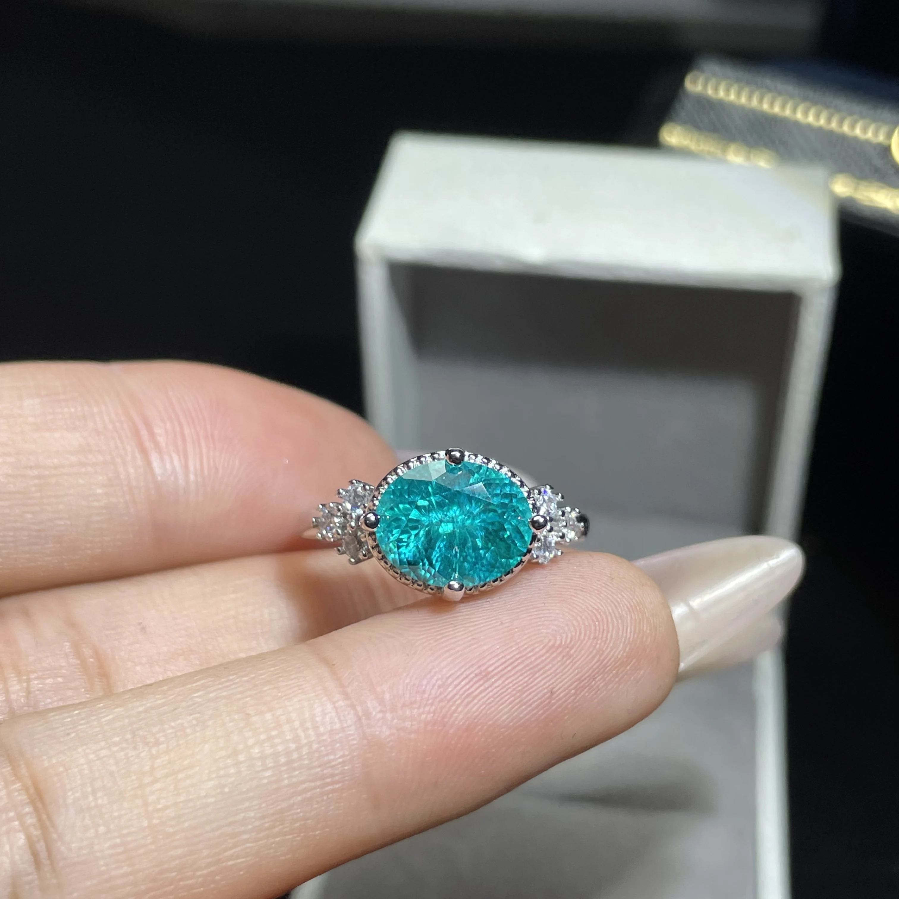 High-end diamond ring - Paraia - Photography Vintage Style review and price