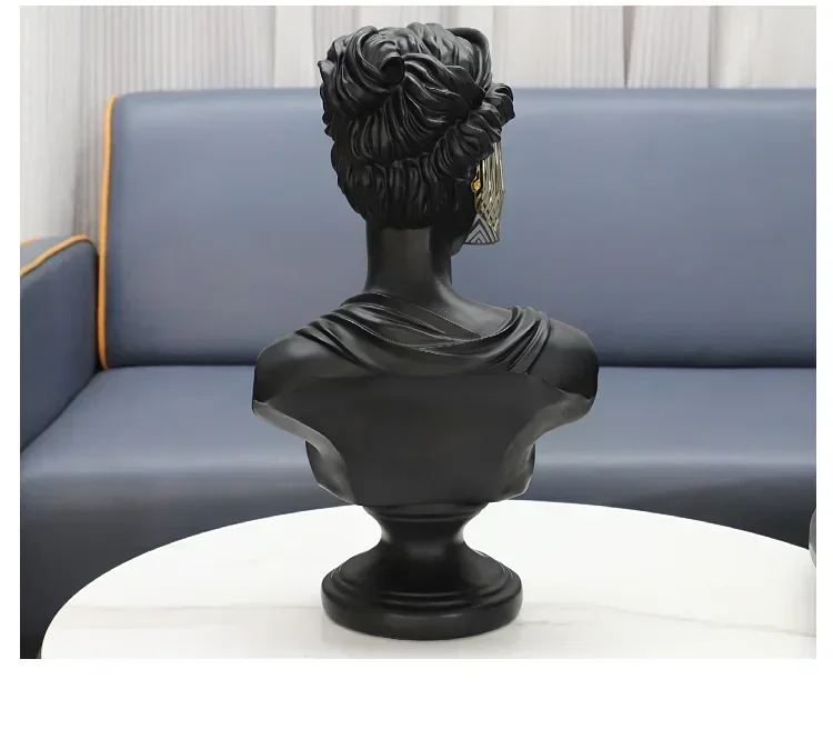 European-style new creative Venus art resin sculpture ornaments living room hotel shop luxury decorations.