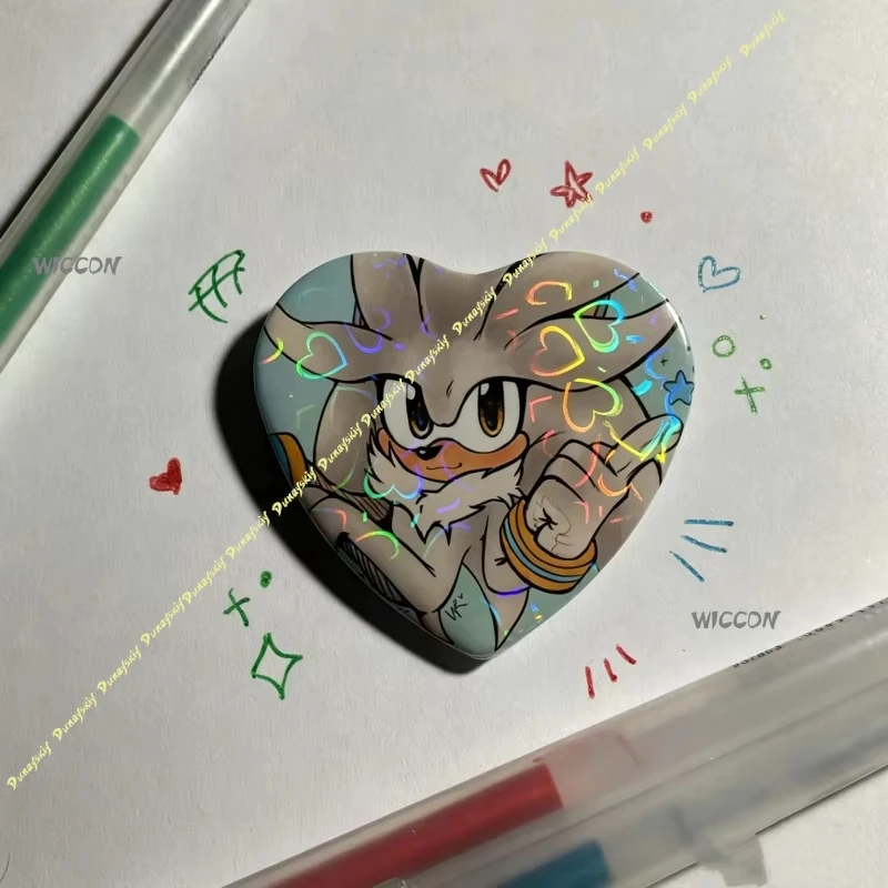 The So*nic Anime Cosplay Silver the Hedgehog Heart Holographic Button Kawaii Heart Shape Lapel Pin Backpack Gift for Game Fans