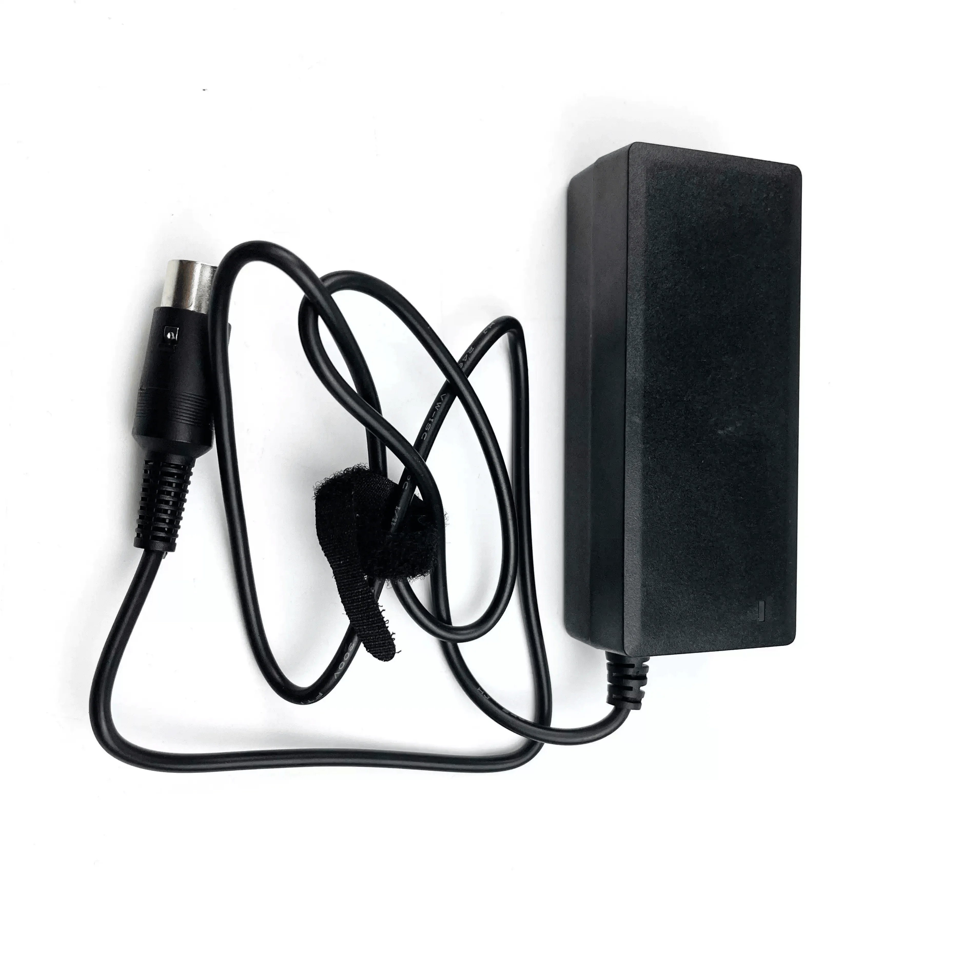 

15V 3.3A UT4000A