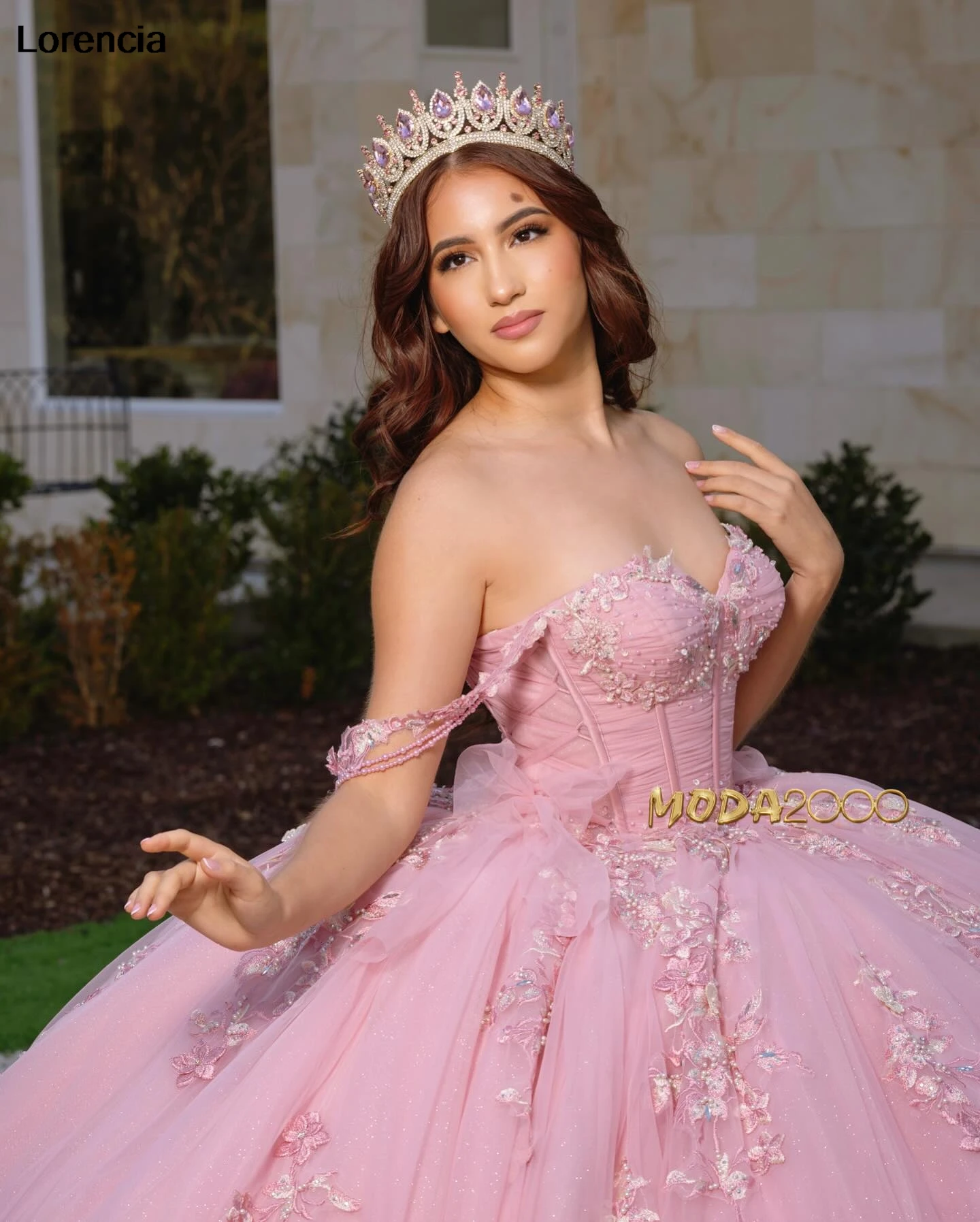 فستان Quinceanera مكسيكي وردي ساخن مخصص فستان حفلة لامع مزين بالدانتيل مطرز بالخرز مشد حلو 16 Vestidos De 15 Años YQD899