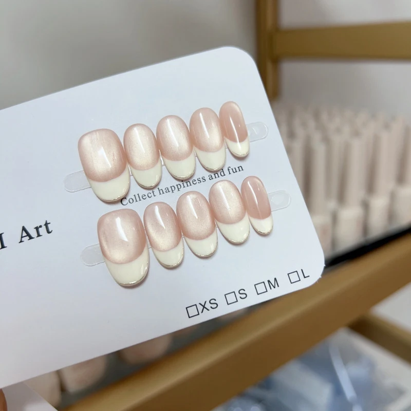 10 stks/zak Wit Kleurrijk Frans Ontwerp Kat Magnetische Handgemaakte Druk Op Nagels M/S Maat Korte Ovale Volledige Dekking Kunstnagels Tips