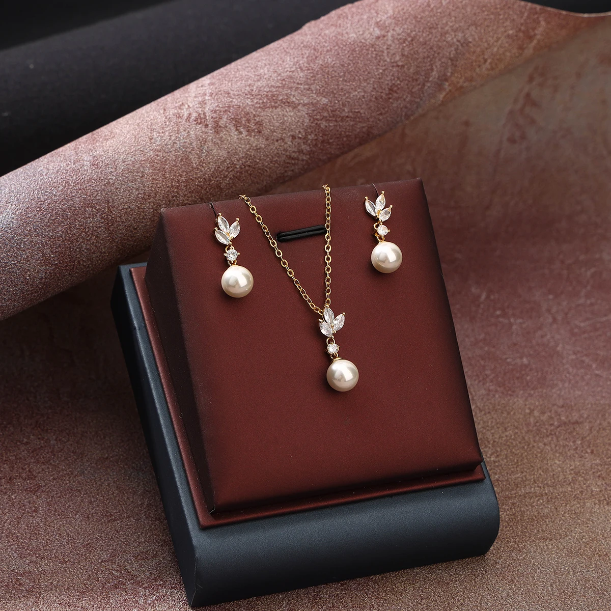 Elegant bridal jewelry wedding prom necklace earrings set women\'s dress accessories