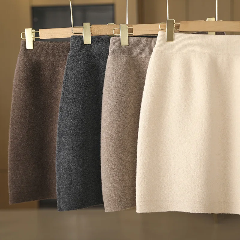 

New Women Sexy Mini Slim Fit Wool Short Skirt Autumn Winter 100% Merino Wool Knitwear Above Knee Skirt Elastic Wrapped Skirt