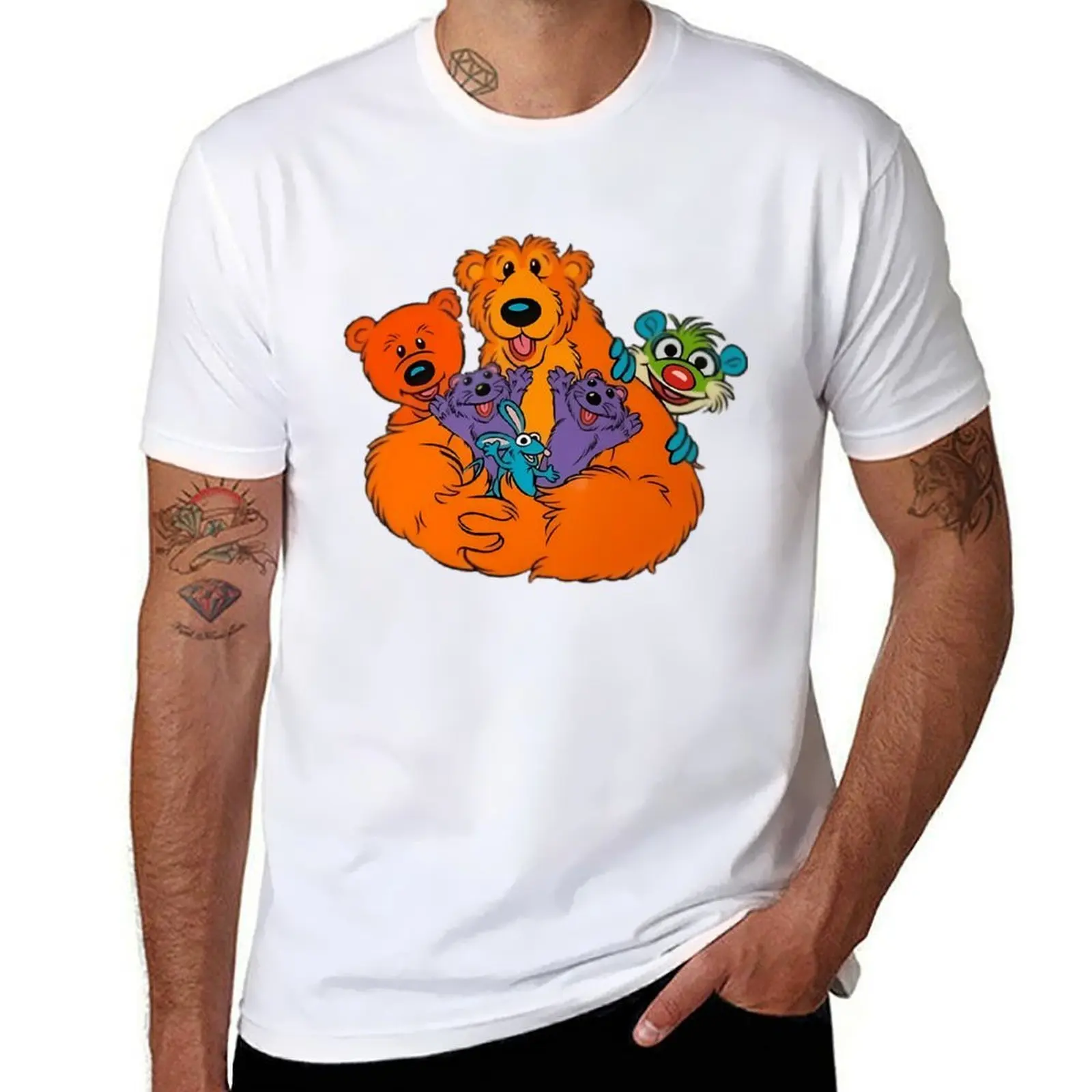 

Bear And Friends T-Shirt man t shirt designer t shirts for man pack cotton T-Shirt