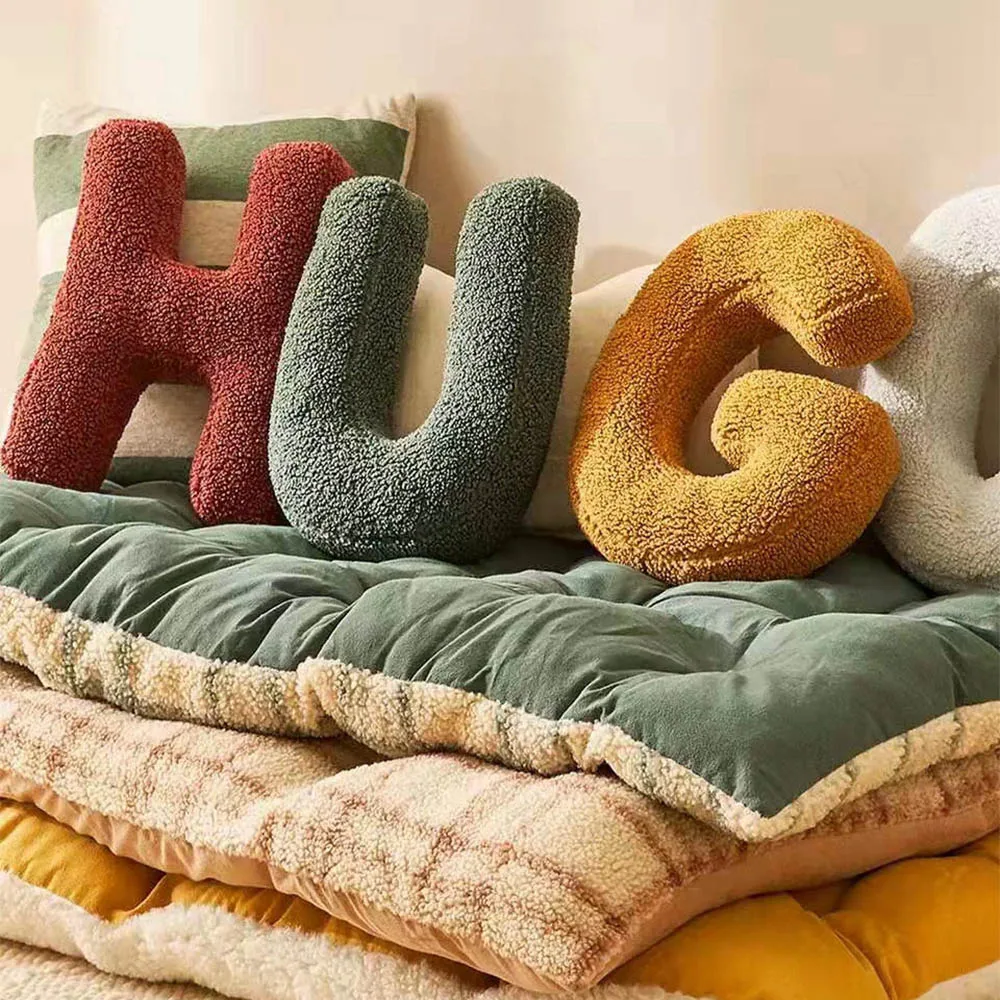 Letter Plush Pillow Hugging Throw Pillows Decorative Alphabet Throw Cushion for Bed Couch Letter Pillows A to Z for Sofa