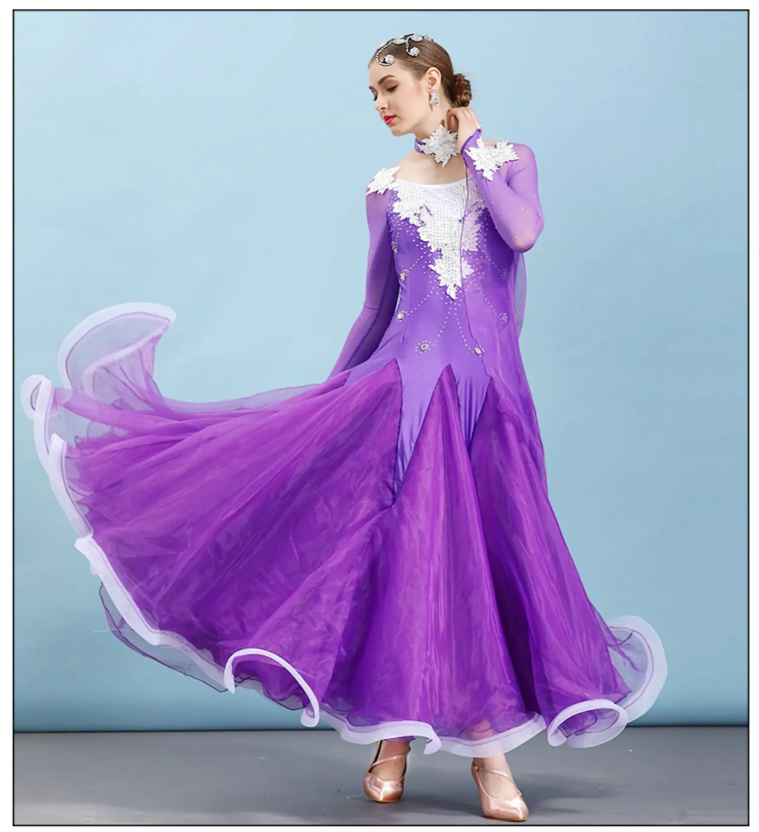 Costume de danse de salon latine personnalisé pour femmes adultes, robe de danse moderne, grande robe pivotante, robe de performance d'équipe professionnelle