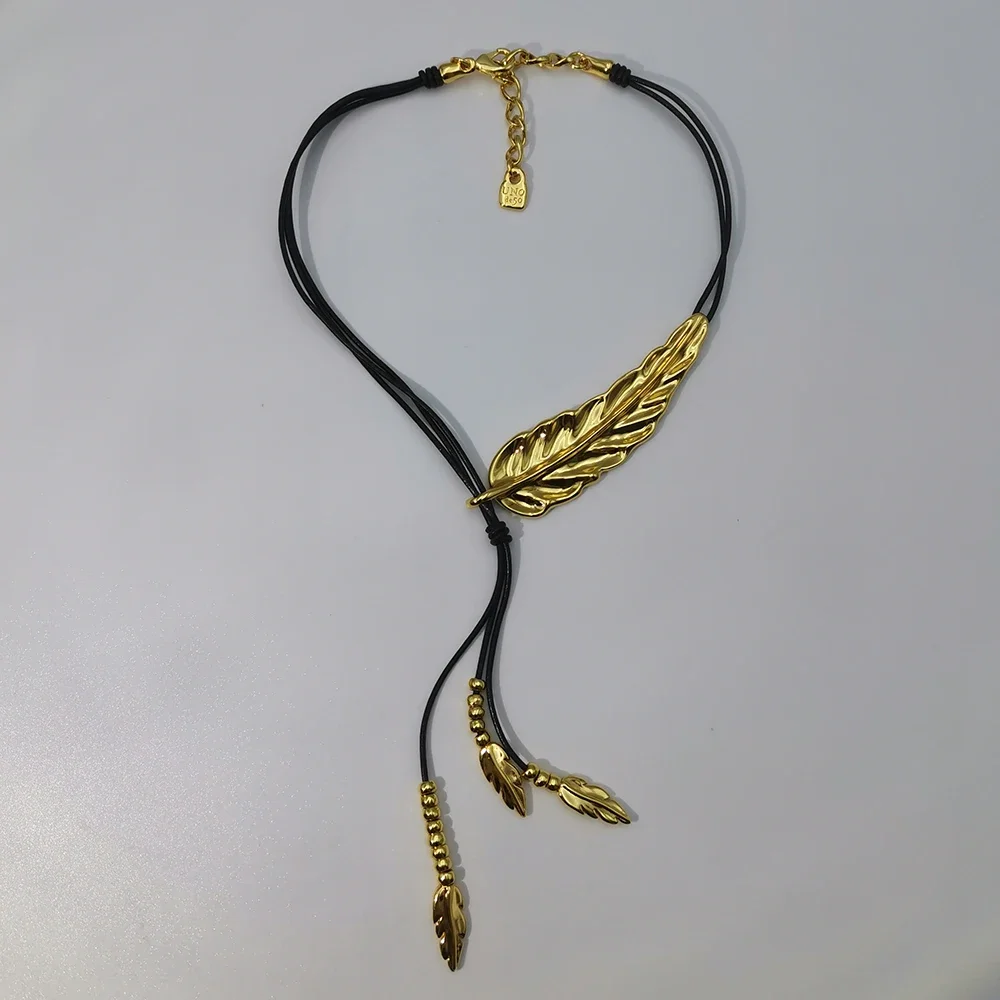 Luxury 2024 Spain new niche mature ethnic style gold feather Y-shaped chain women's accessories Valentine's Day gift