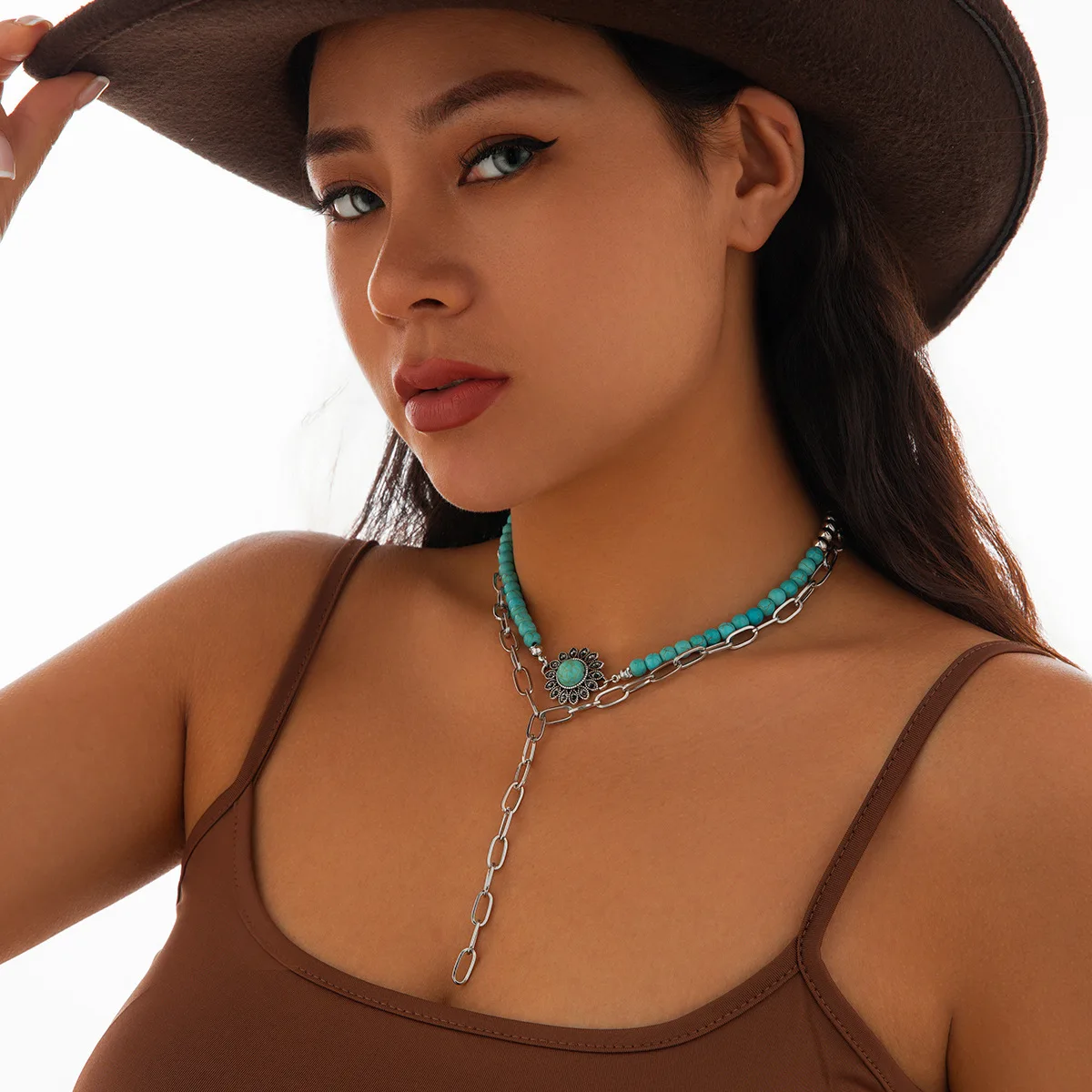 Turquoise Flower Cross Chain Multi-layer Clavicle Chain PendantNecklaces for Women Light Luxury Beach Sand Party Fashion Jewelry