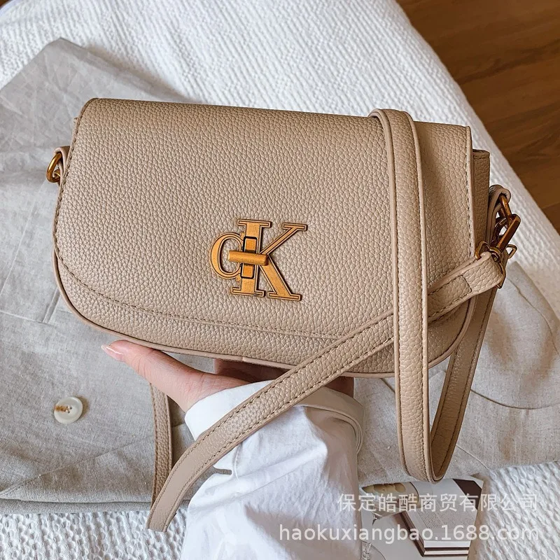 

2025 New High-end Tote, Women's Quality Shoulder/Underarm Bag, Small Square Design, Perfect Summer Choice