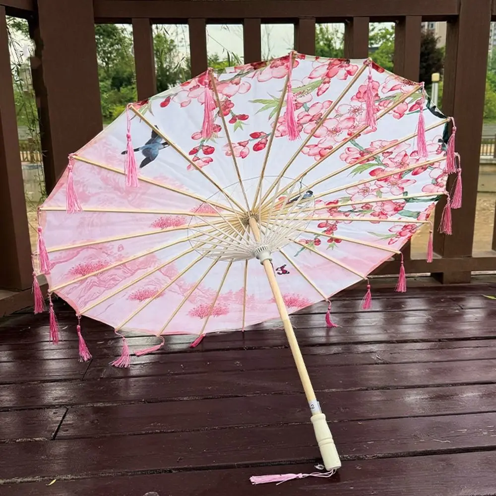 Paraguas con borlas de tela de seda de 70cm, paraguas de danza antigua de estilo chino de mano, paraguas decorativo de papel al óleo clásico a prueba de viento
