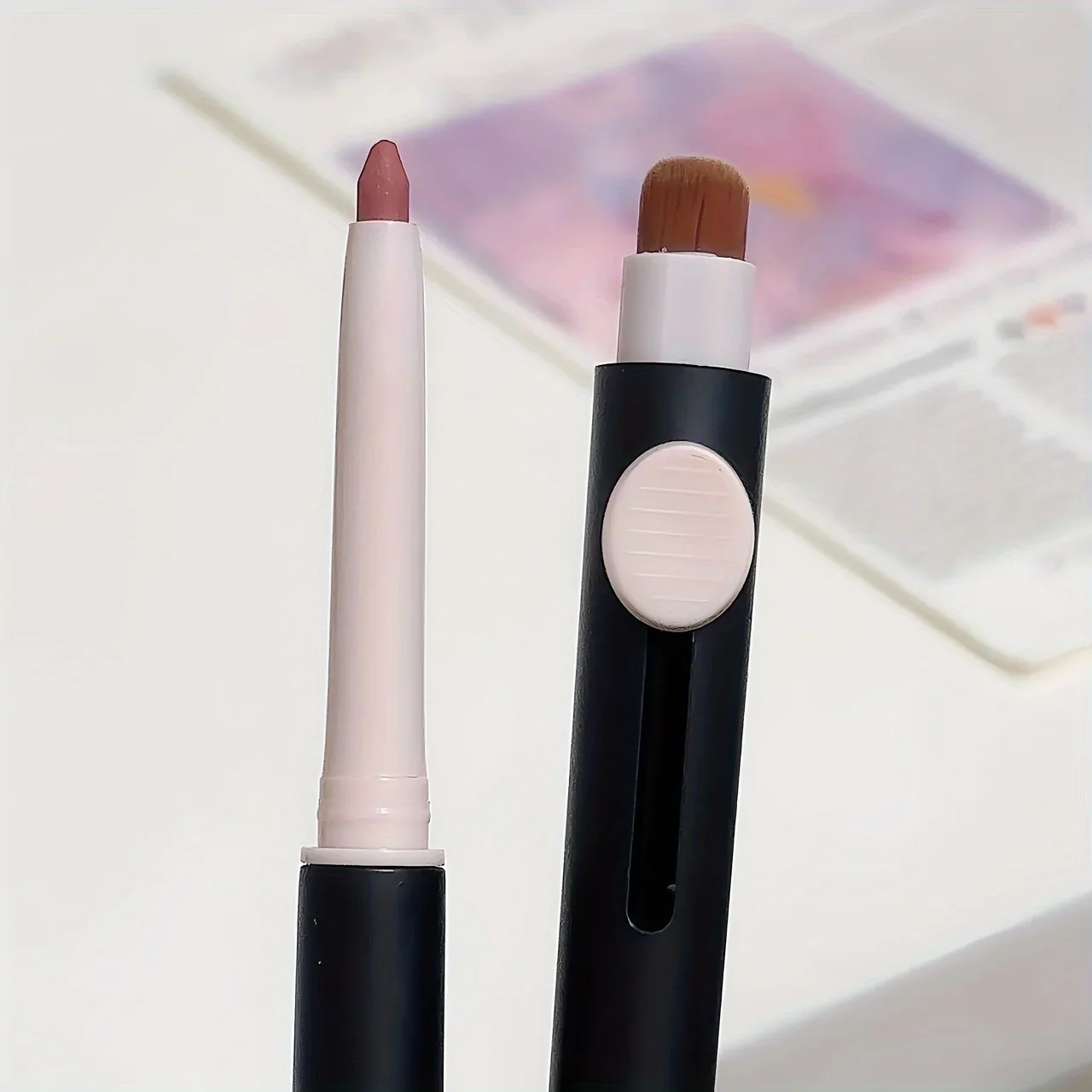 Tapered Tip Lip Liner ดินสอพร้อมแปรง Matte สีแดงสีน้ําตาล Plumping Lip Stain Lasting กันน้ํา Fine ลิปสติก Slim Lip Contour