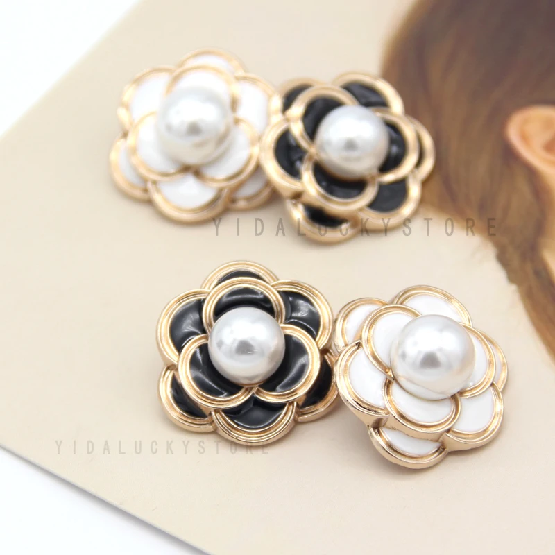 HENGC Vintage Flower Gold Metal Pearl Jewelry Buttons For Clothes Jacket Coat Decorative Handmade DIY Sewing Crafts Wholesale