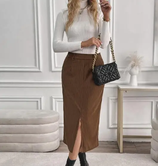 여성 스커트 2025 신상 레트로 코듀로이 하프 스커트 가을 겨울 우아한 출퇴근용 스플릿 하프 스커트