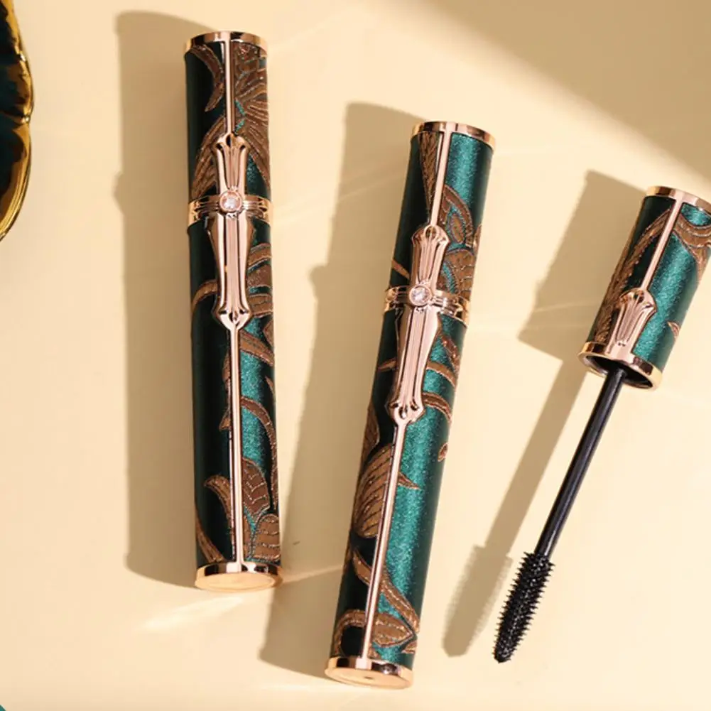 1pcs Pauw Zwart Curling Mascara Dikke Verlenging tot Zweetbestendig dragen Blijvende Lange Make-Up Waterdichte Wimper Gemakkelijk P2O4