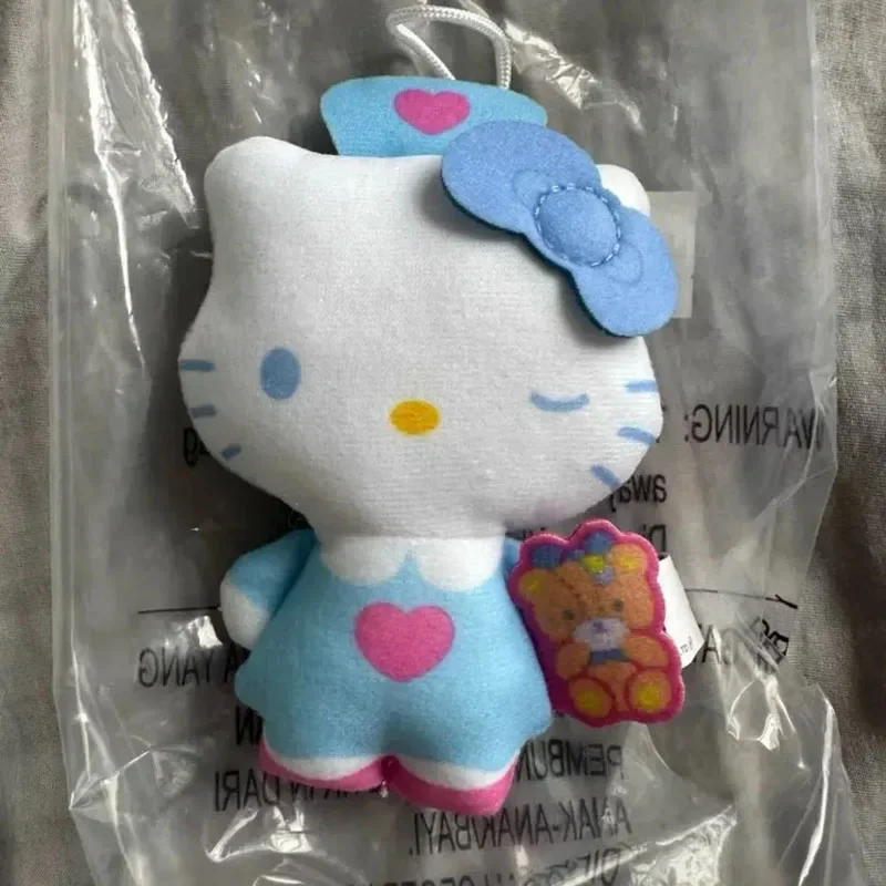 50th Anniversary of The Japan Co-branded Kitty Out Print Collection Cross-dressing Uniform Pendant Dolls VIP Proprietary Product